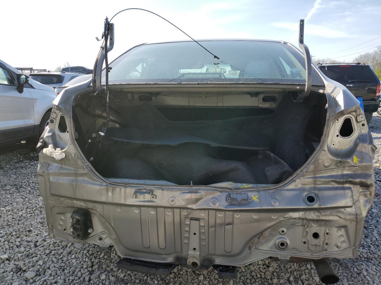 2014 Toyota Corolla L - Фото 6