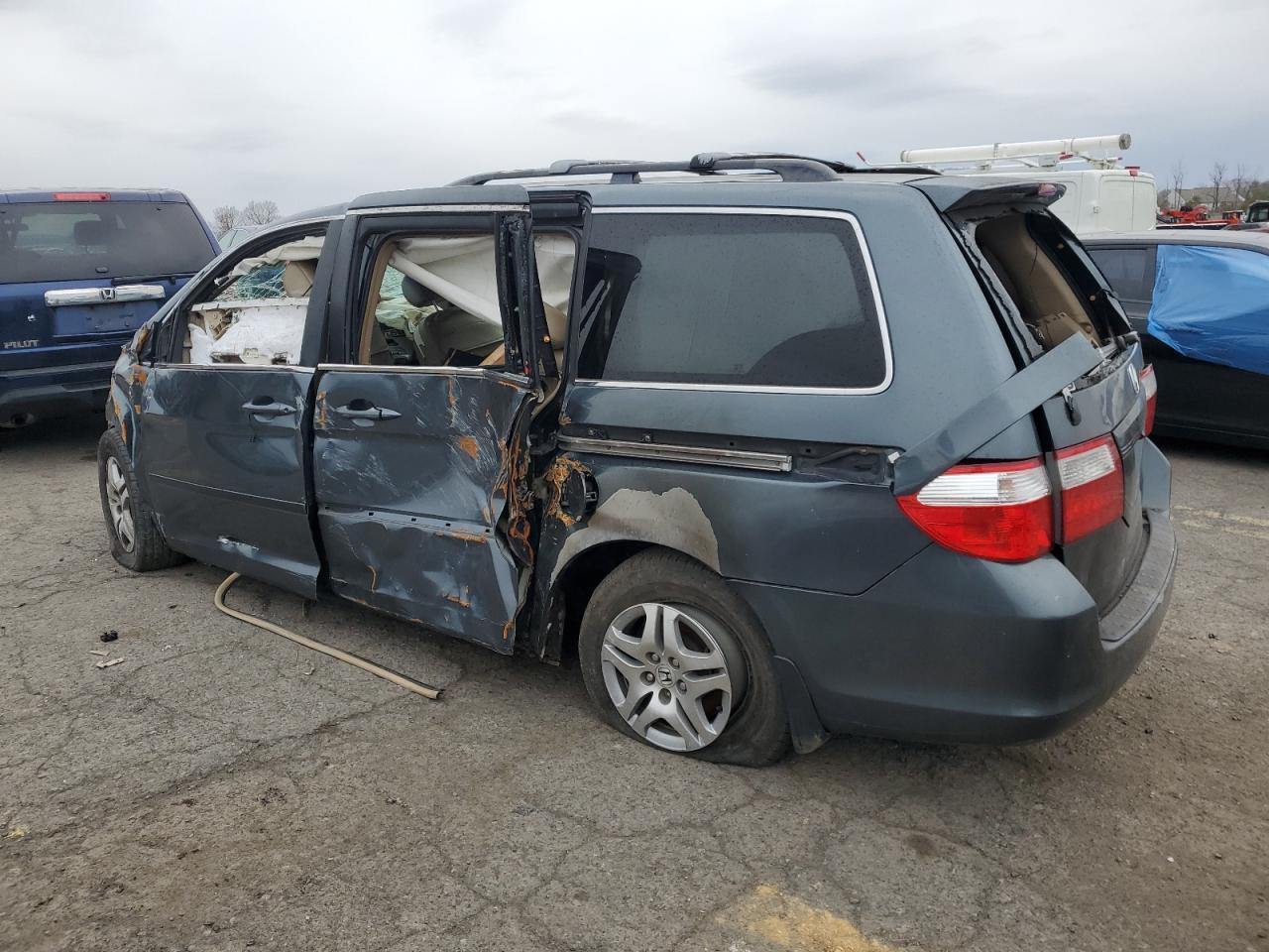 2005 Honda Odyssey Exl - Image 2
