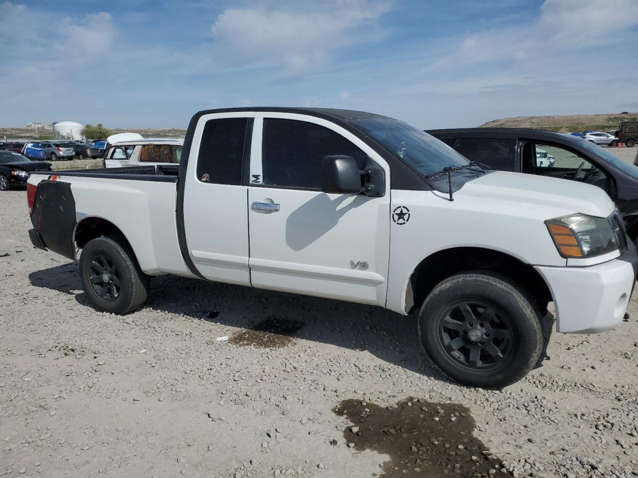 2005 Nissan Titan Xe - Image 4