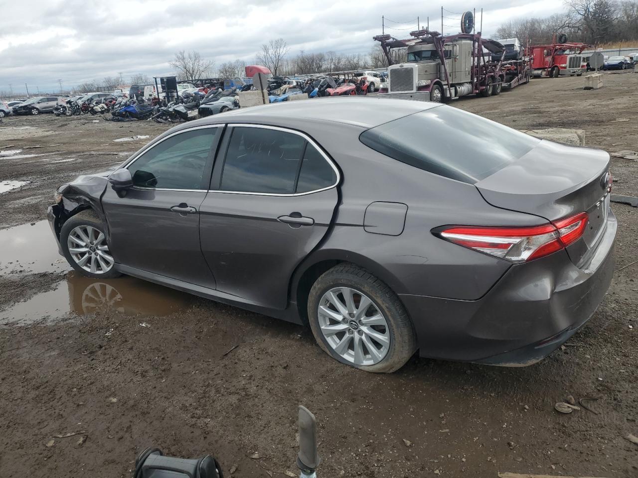 2018 Toyota Camry L - Image 2