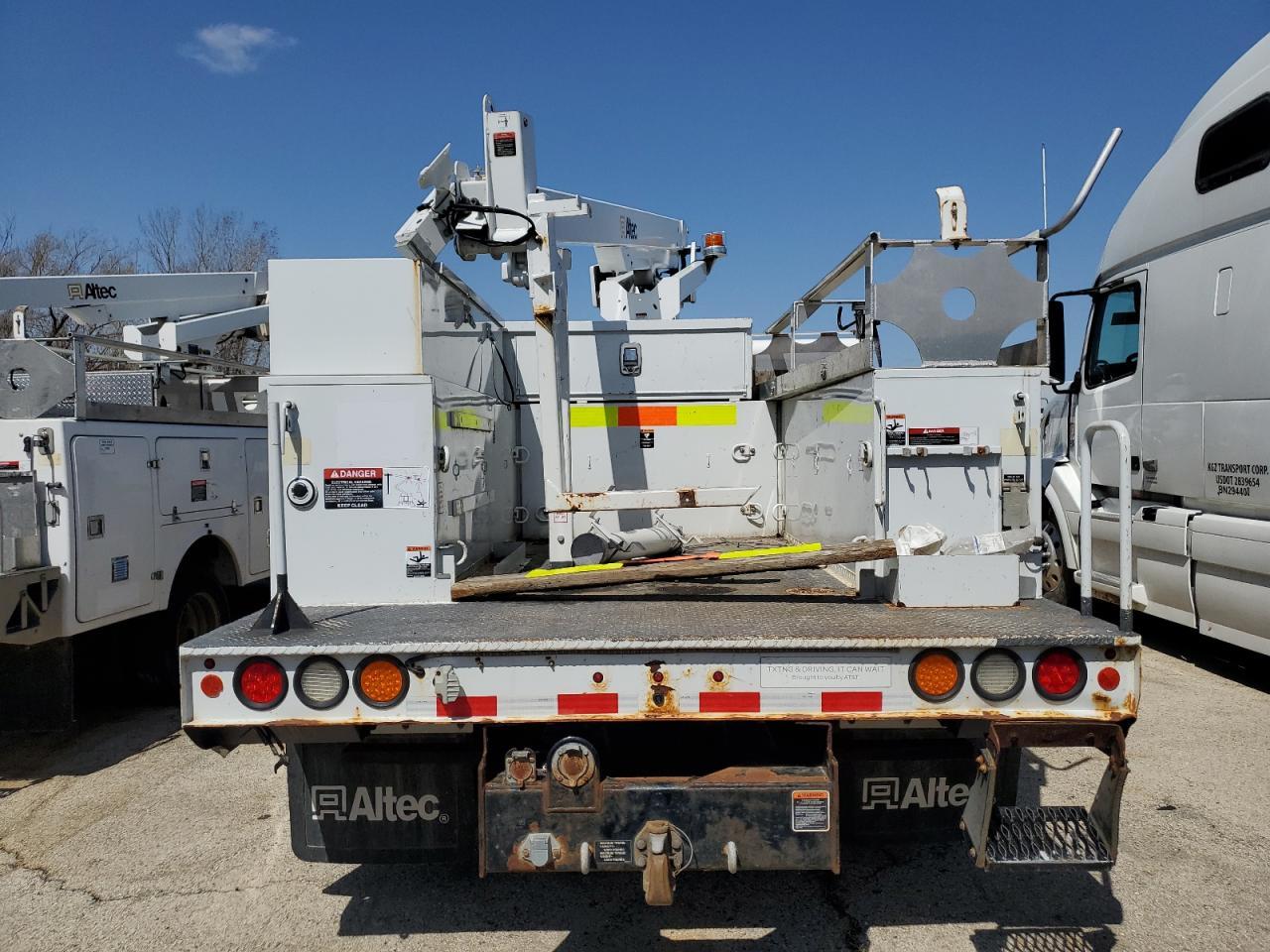 2015 Ford F450 Super Duty - Фото 6