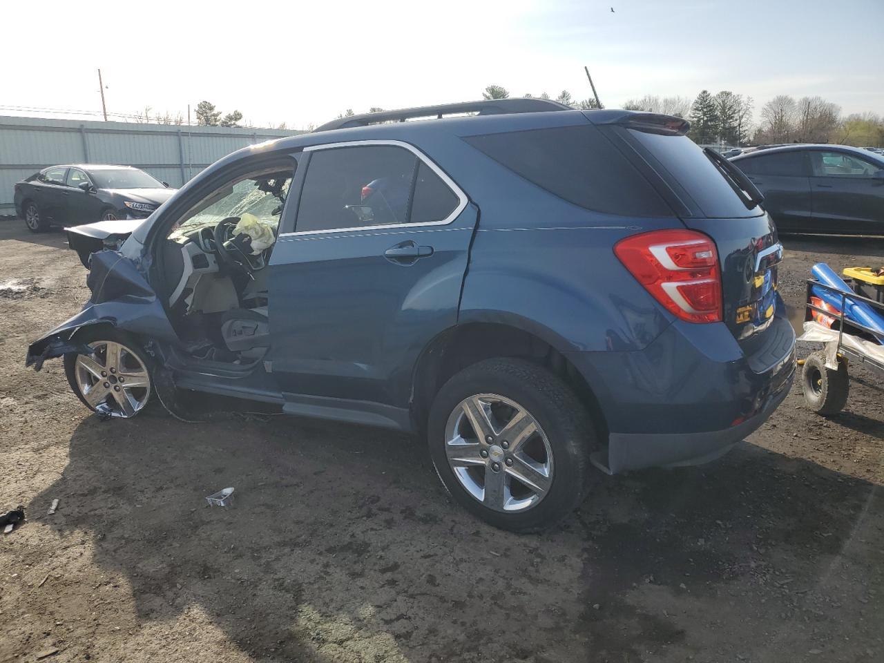 2016 Chevrolet Equinox Lt - Image 2
