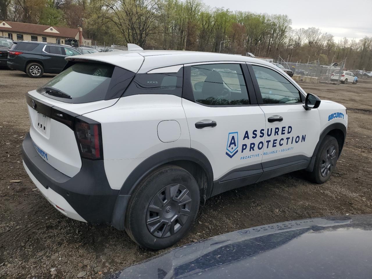 2025 Nissan Kicks S - Image 3