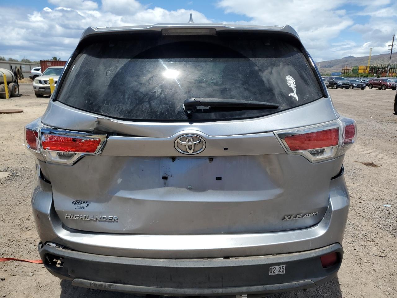 2015 Toyota Highlander Xle - Image 6
