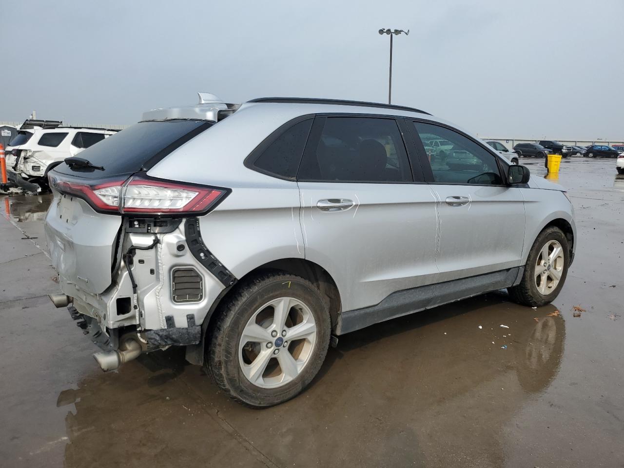 2016 Ford Edge Se - Фото 3
