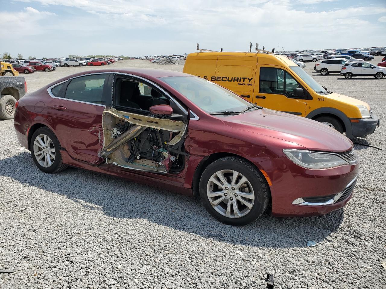 2015 Chrysler 200 Limited - Фото 4