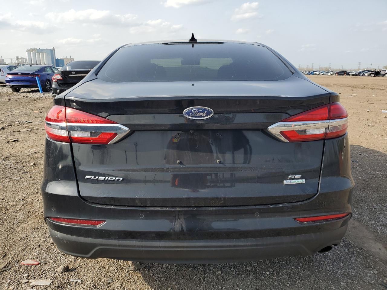 2020 Ford Fusion Se - Фото 6