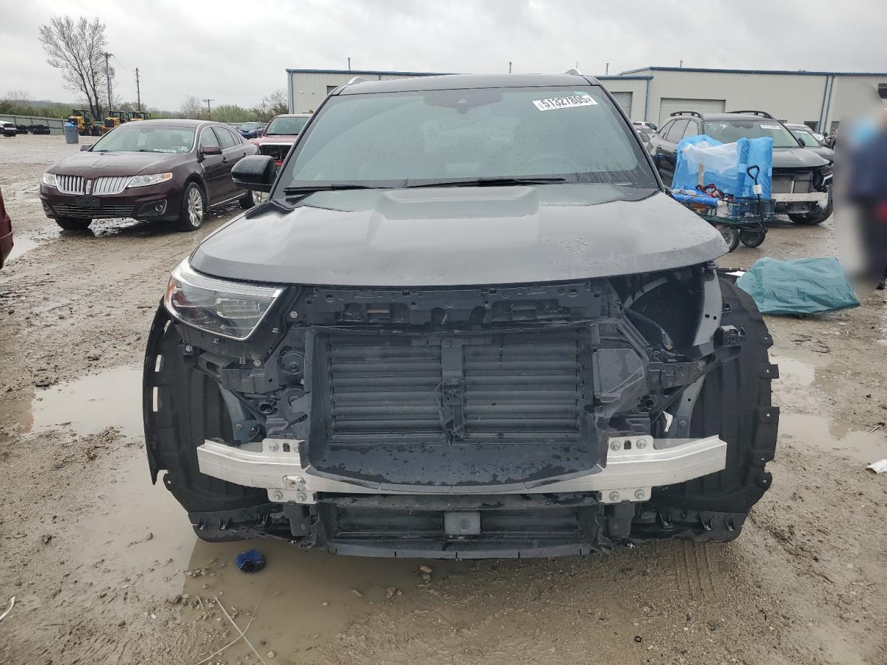 2020 Ford Explorer Platinum - Image 5