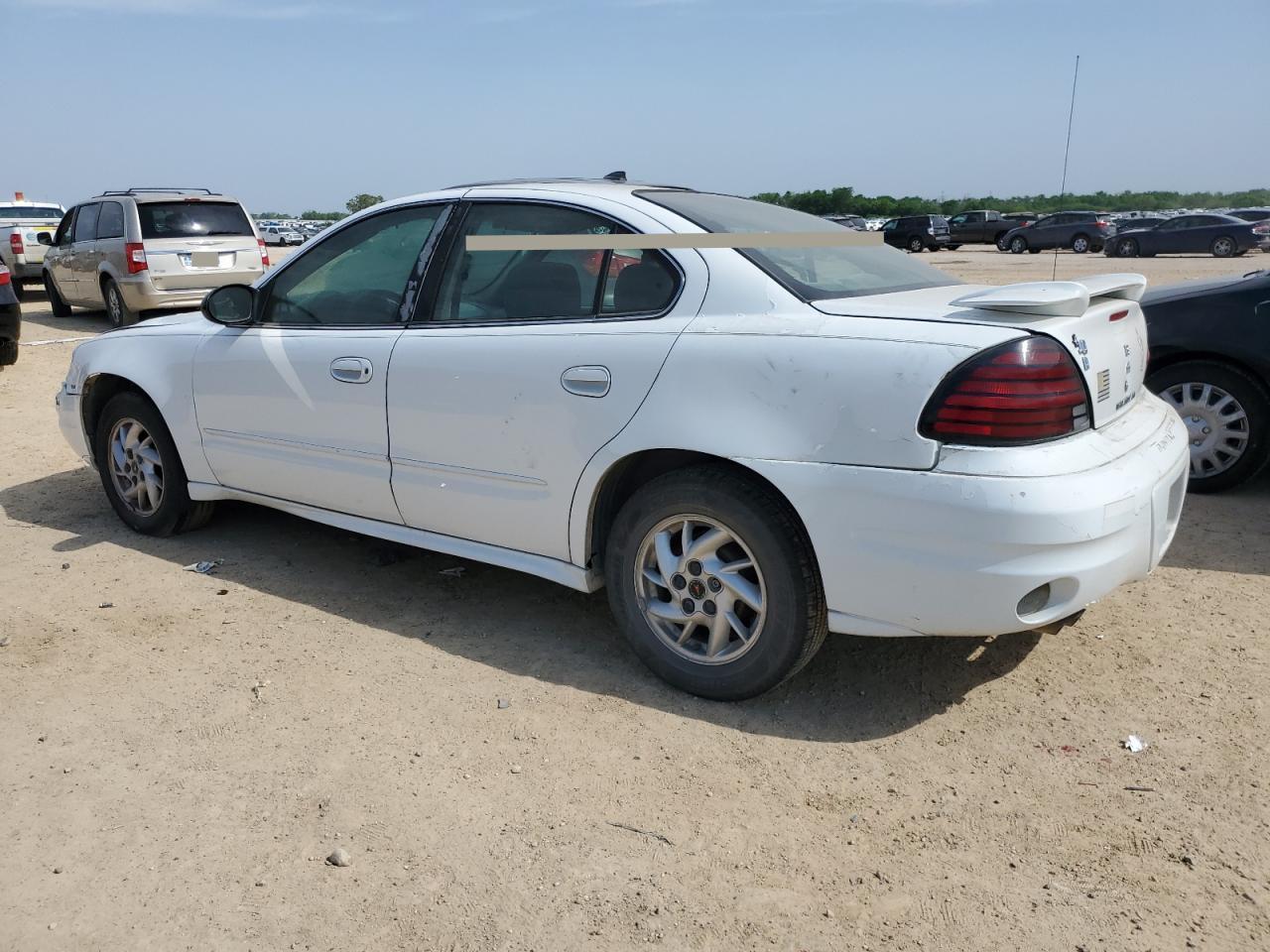 2004 Pontiac Grand Am Se1 - Image 2