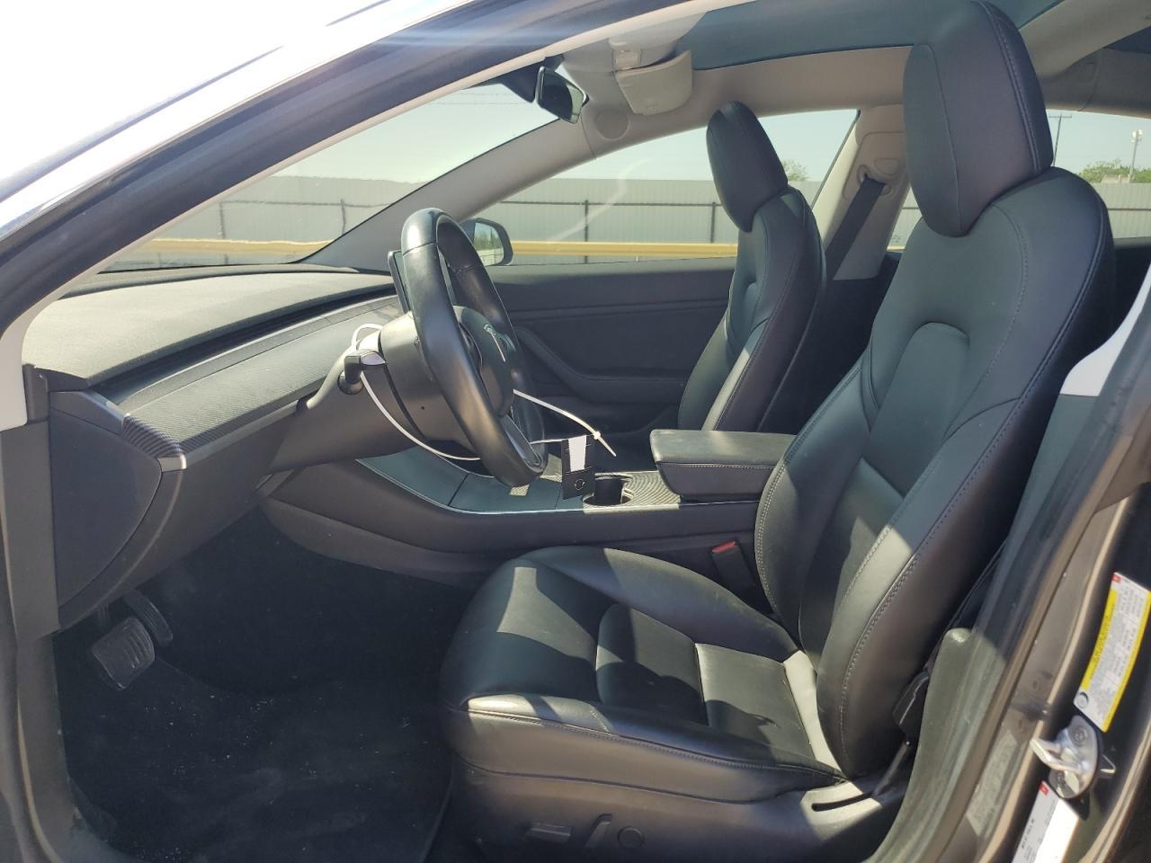 2018 Tesla Model 3 - Image 7