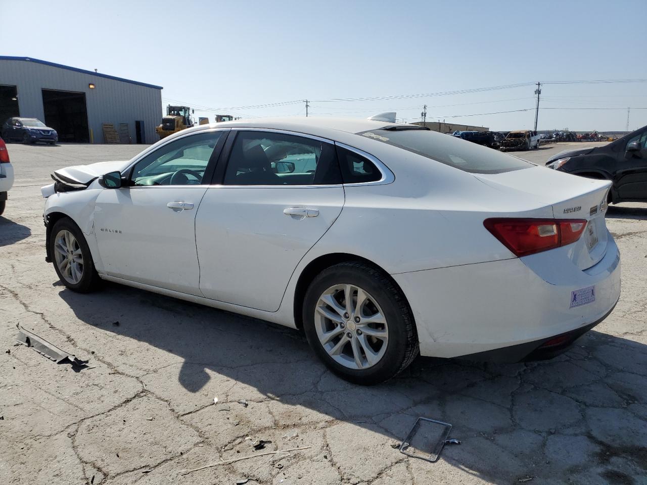 2018 Chevrolet Malibu Lt - Image 2