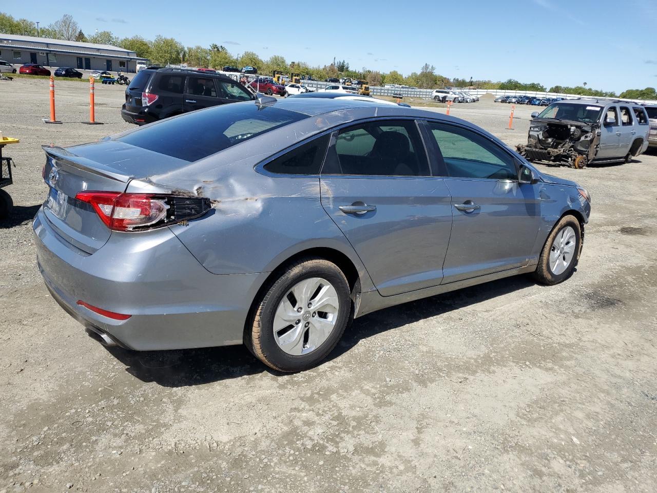 2017 Hyundai Sonata Se - Image 3