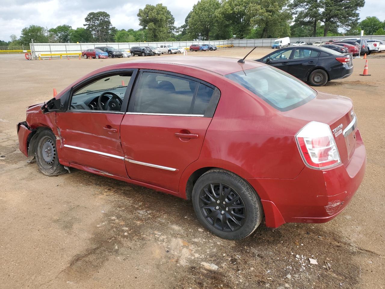 2010 Nissan Sentra 2.0 - Фото 2