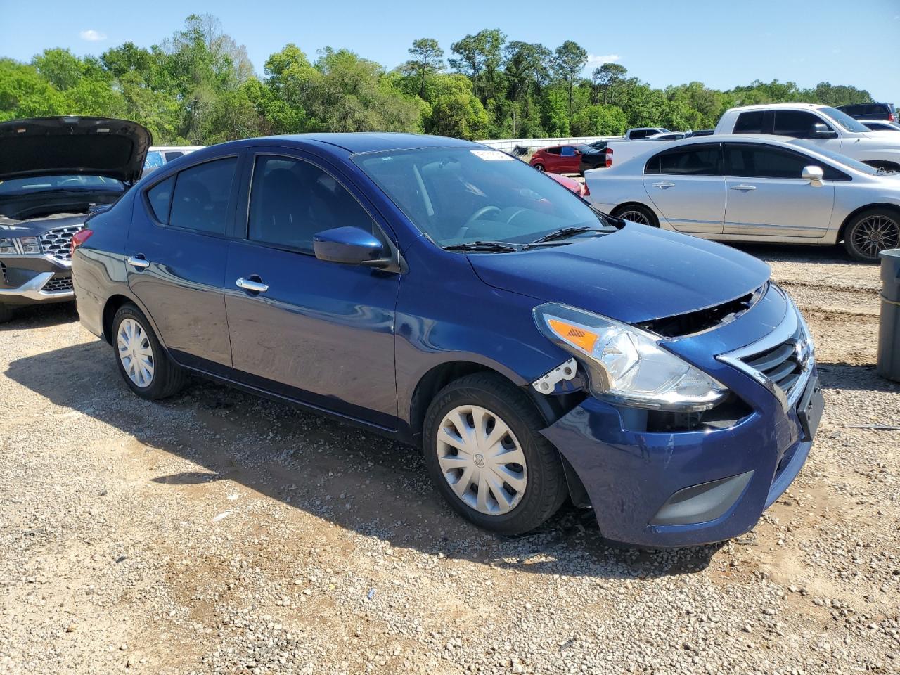 2019 Nissan Versa S - Image 4