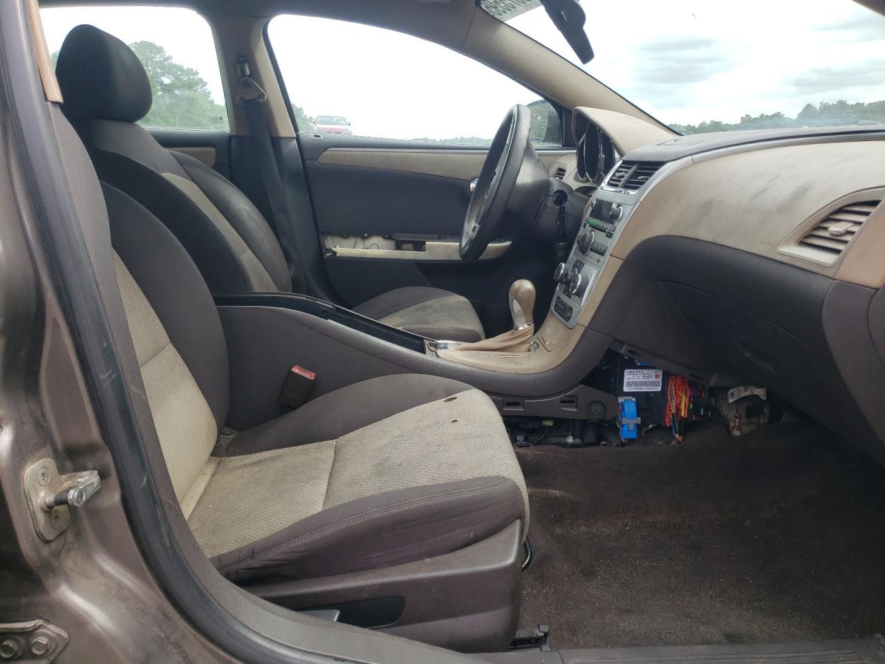 2010 Chevrolet Malibu Ls - Фото 7