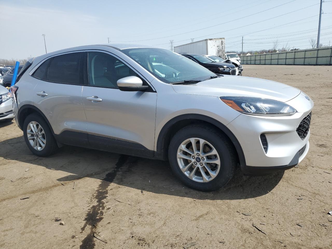 2020 Ford Escape Se - Фото 4