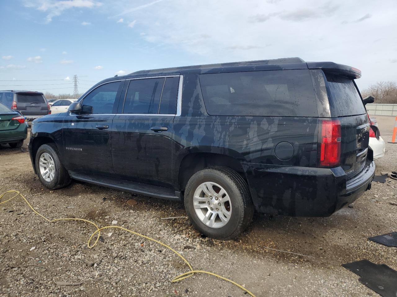2020 Chevrolet Suburban K1500 Lt - Image 2