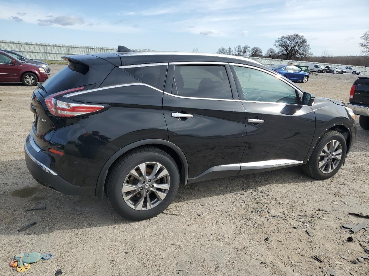 2017 Nissan Murano S - Image 3