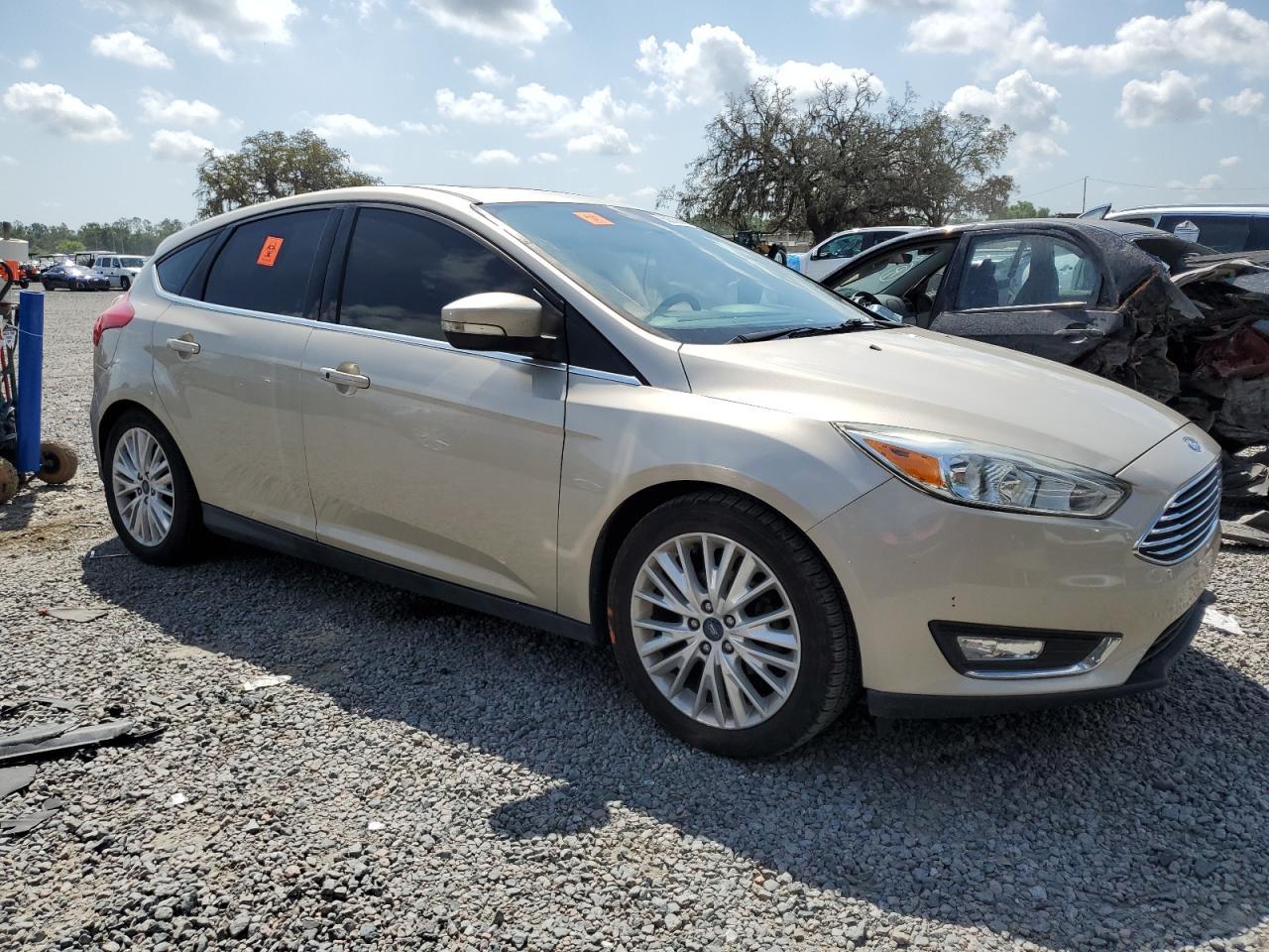 2018 Ford Focus Titanium - Image 4