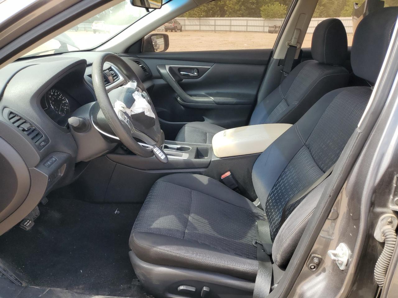 2016 Nissan Altima 2.5 - Image 7