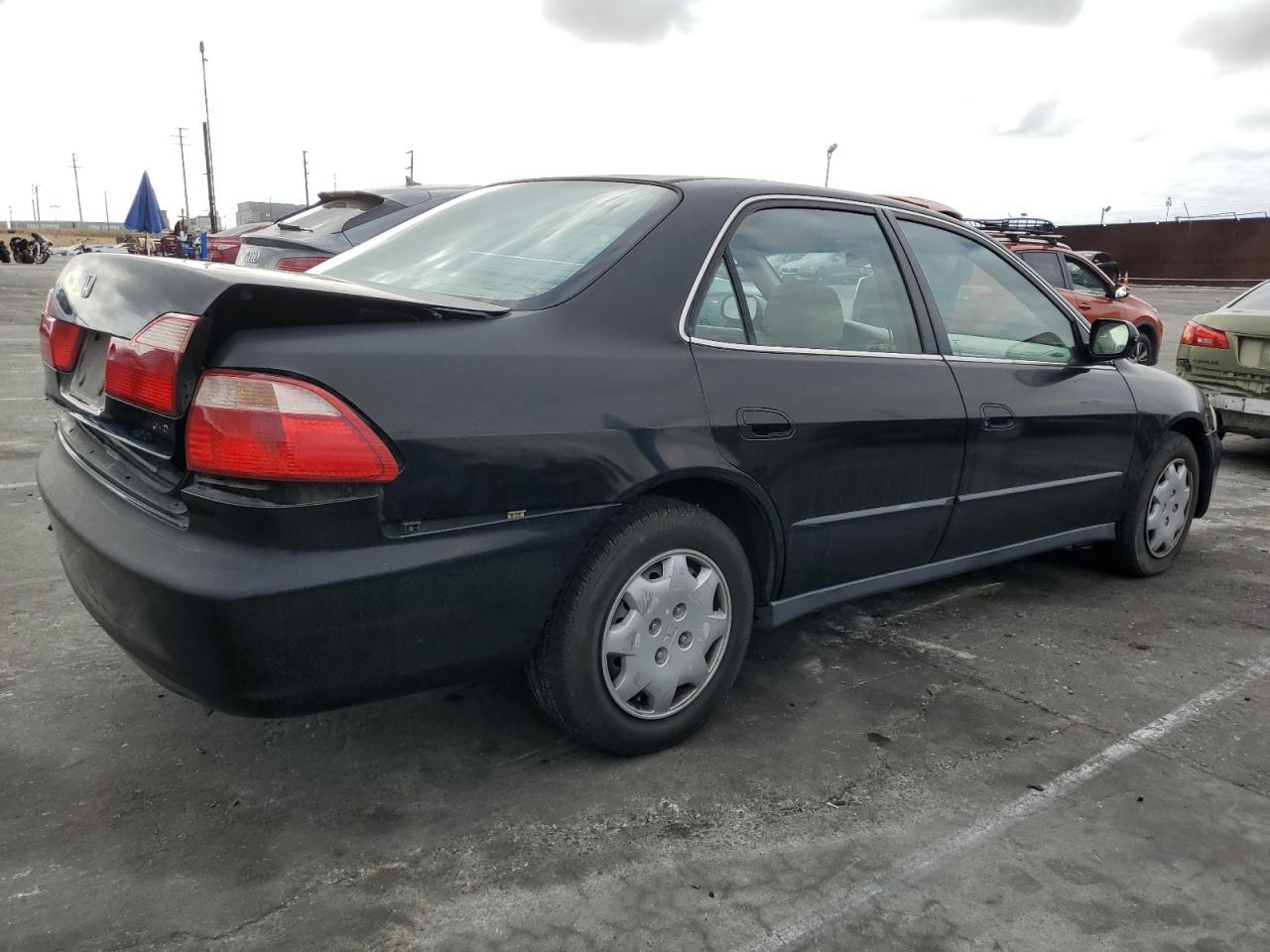 1999 Honda Accord Lx - Image 3