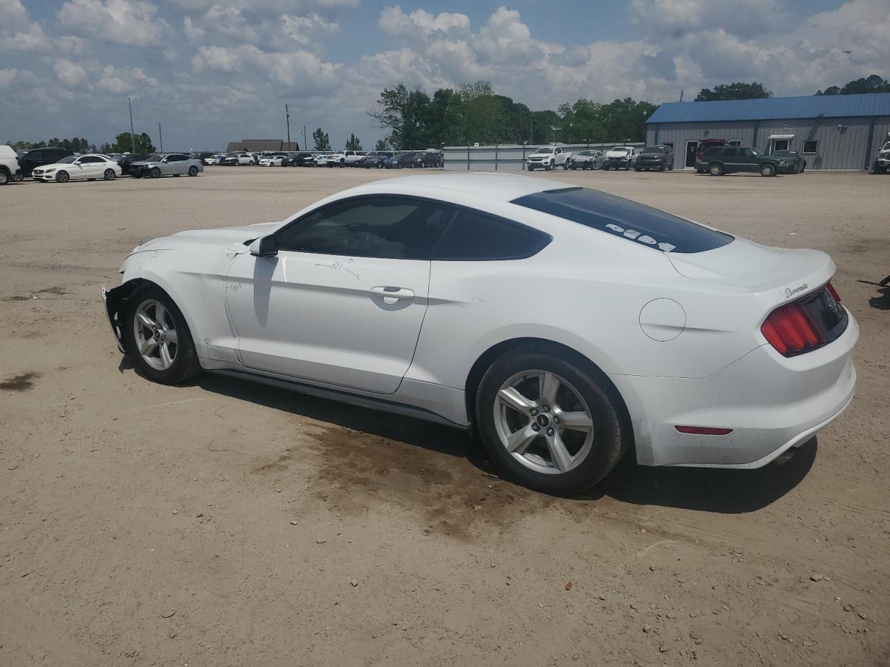 2015 Ford Mustang - Фото 2