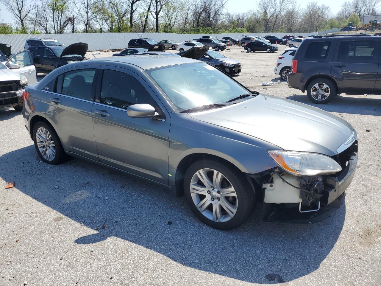 2012 Chrysler 200 Lx - Image 4