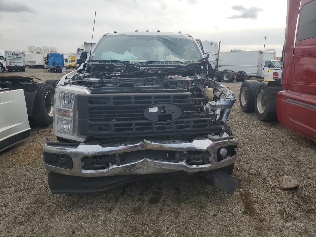 2023 Ford F350 Super Duty - Фото 5