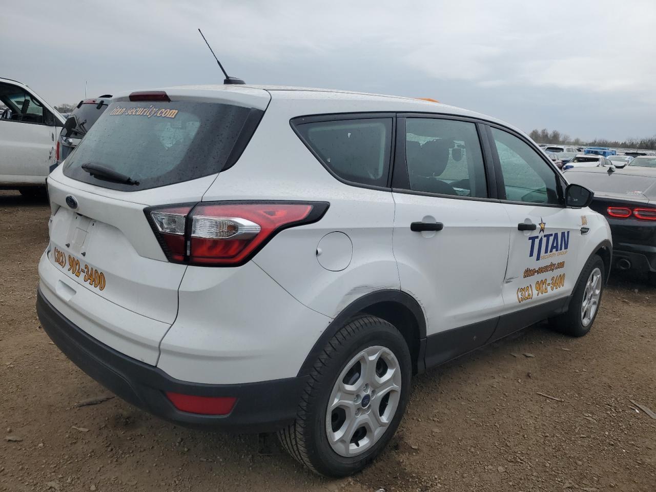 2018 Ford Escape S - Фото 3