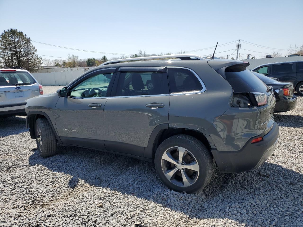 2019 Jeep Cherokee Limited - Image 2