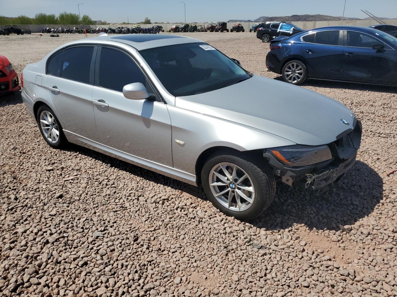 2010 BMW 328 I - Фото 4