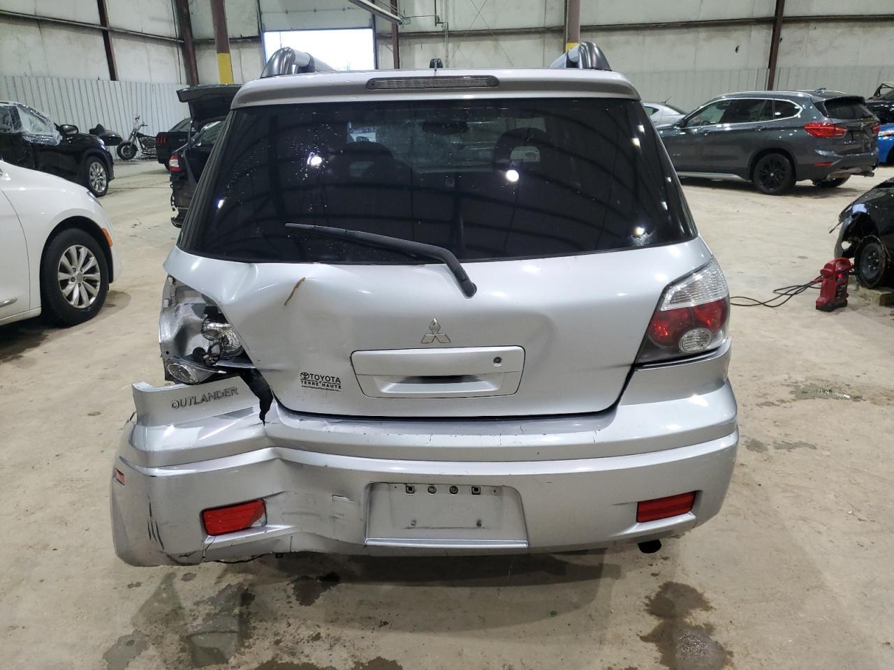 2005 Mitsubishi Outlander Limited - Image 6