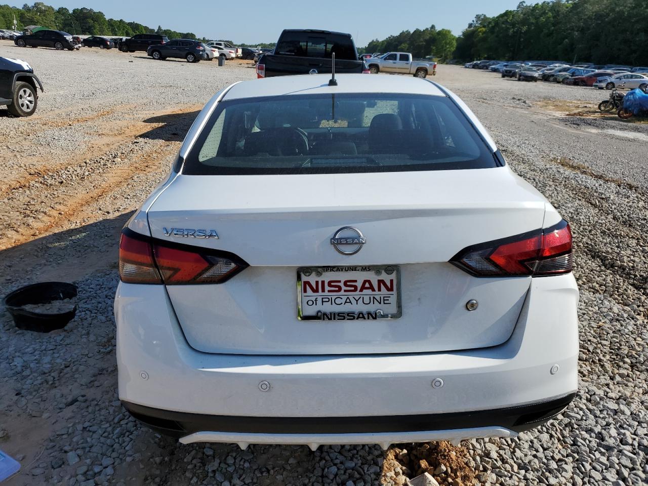 2024 Nissan Versa S - Image 6