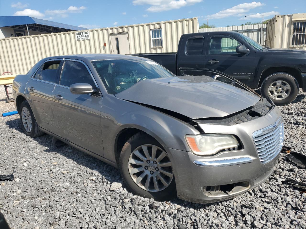 2014 Chrysler 300 - Image 4