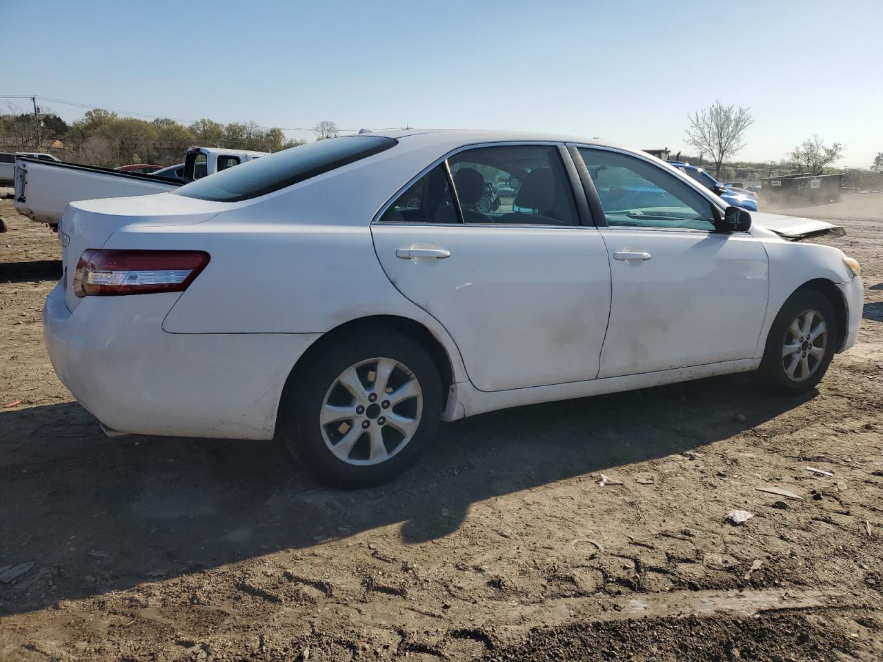 2010 Toyota Camry Se - Фото 3