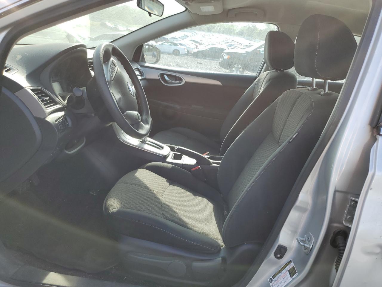 2015 Nissan Sentra S - Image 7