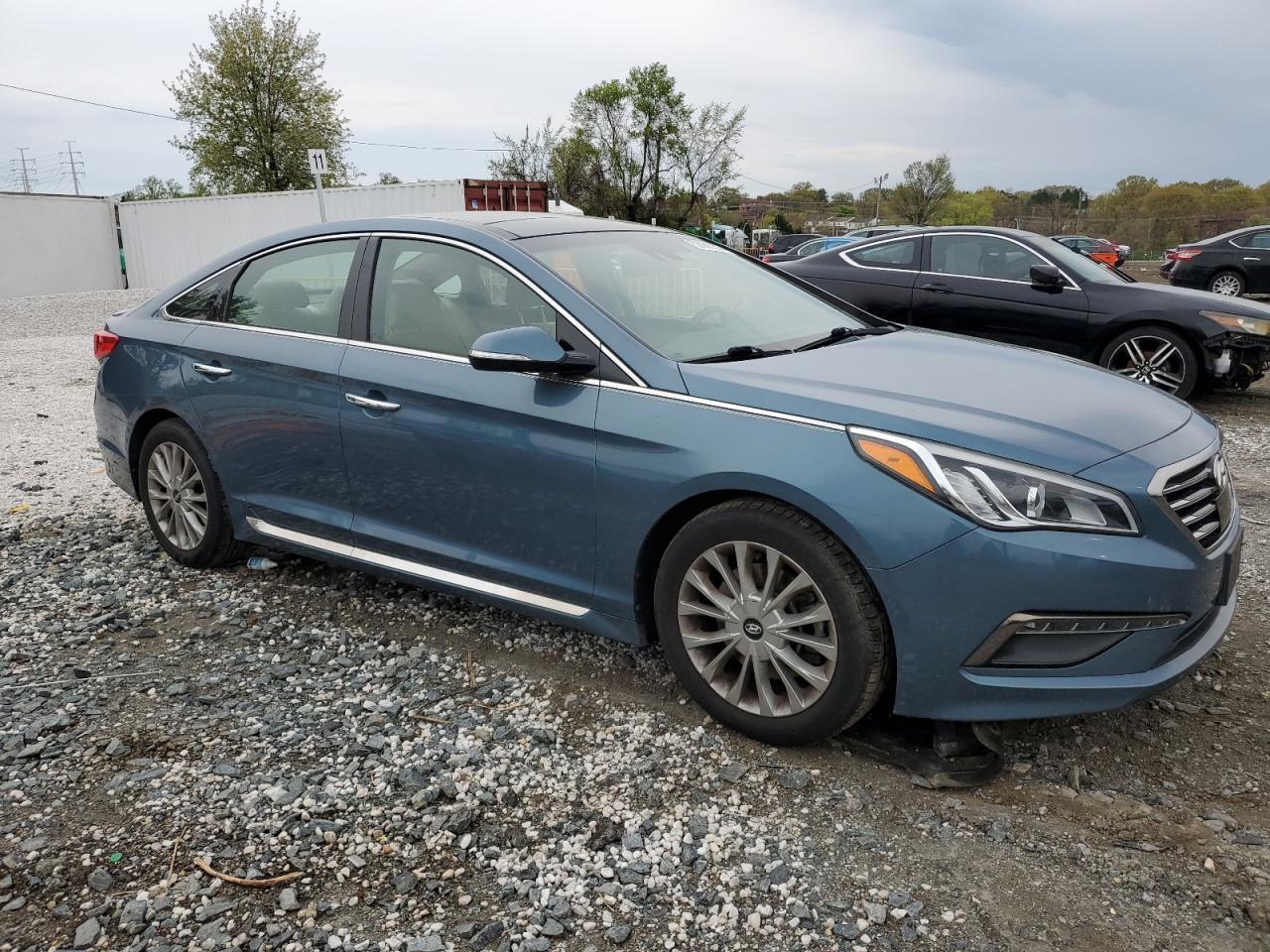 2015 Hyundai Sonata Sport - Image 4