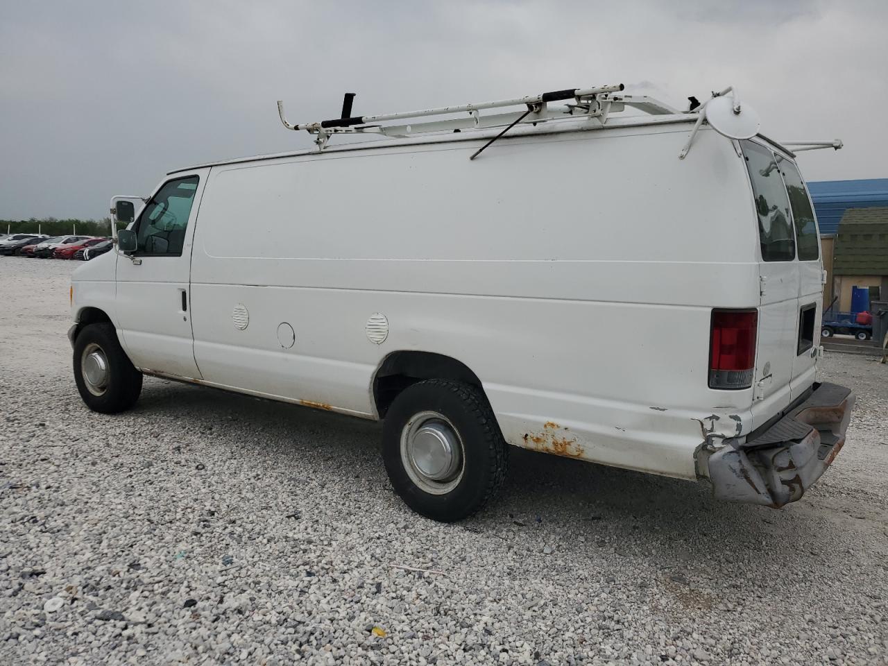 2006 Ford Econoline - Фото 2