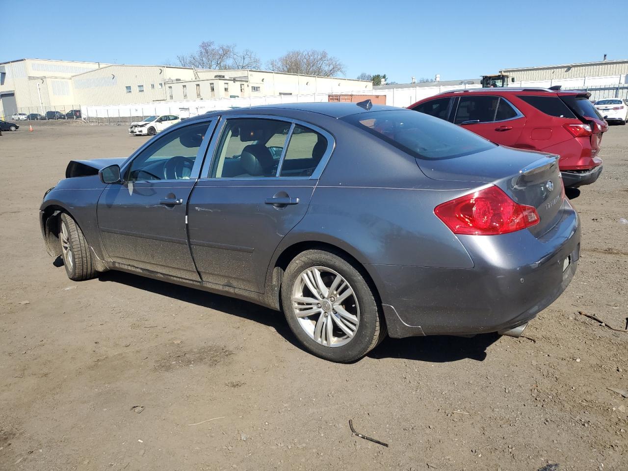 2013 Infiniti G37 - Image 2