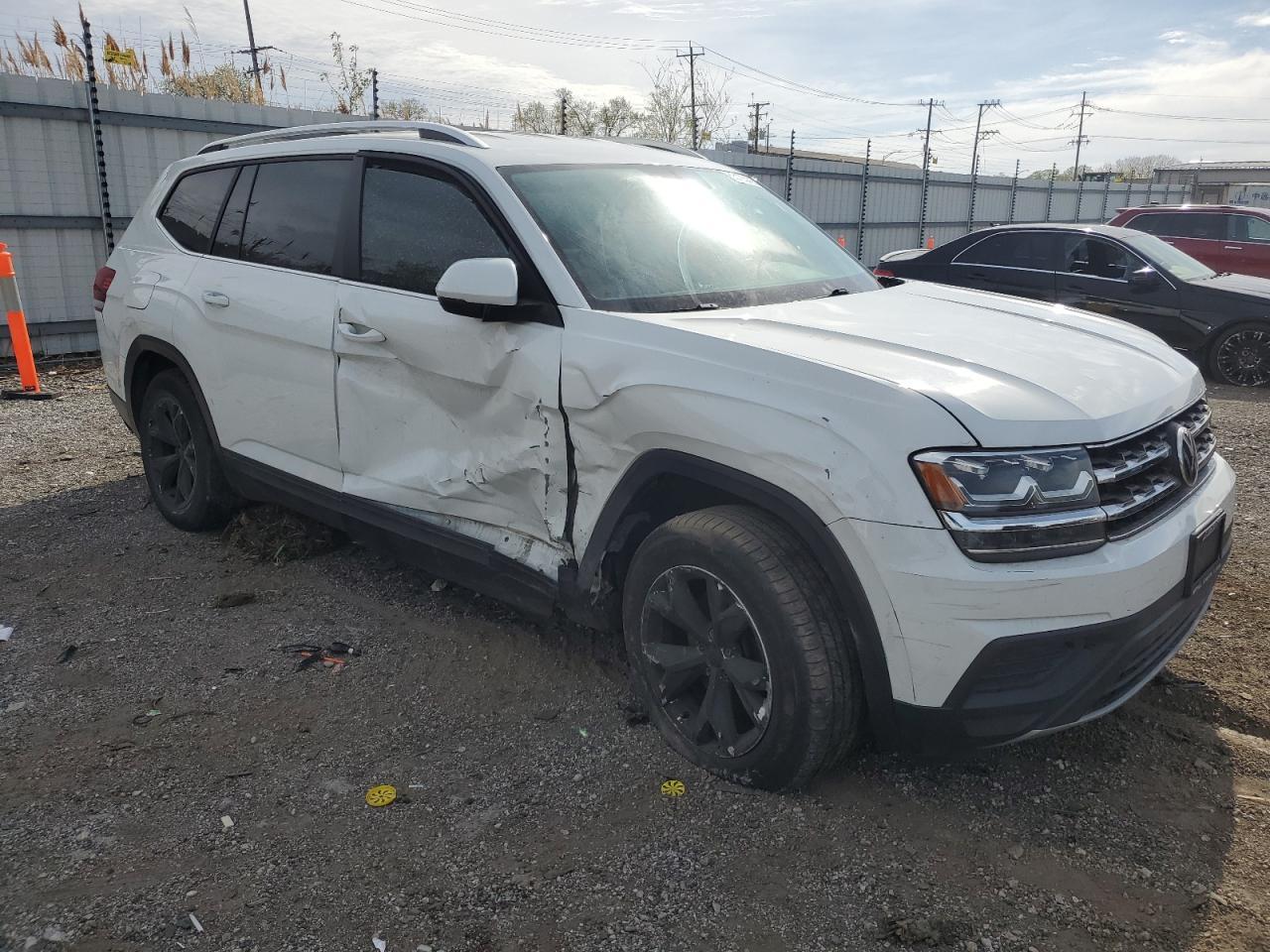 2019 Volkswagen Atlas S - Фото 4
