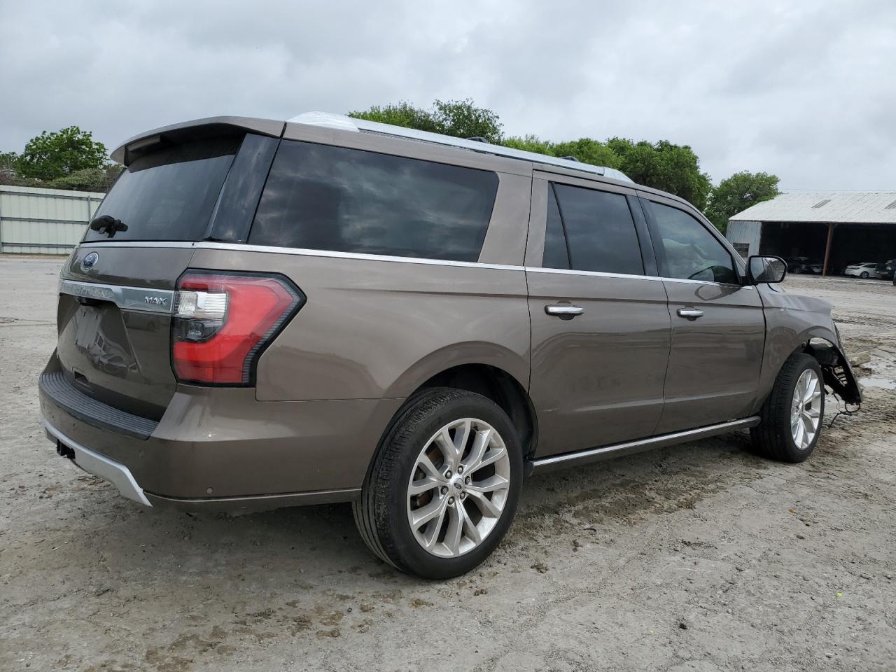 2018 Ford Expedition Max Platinum - Image 3