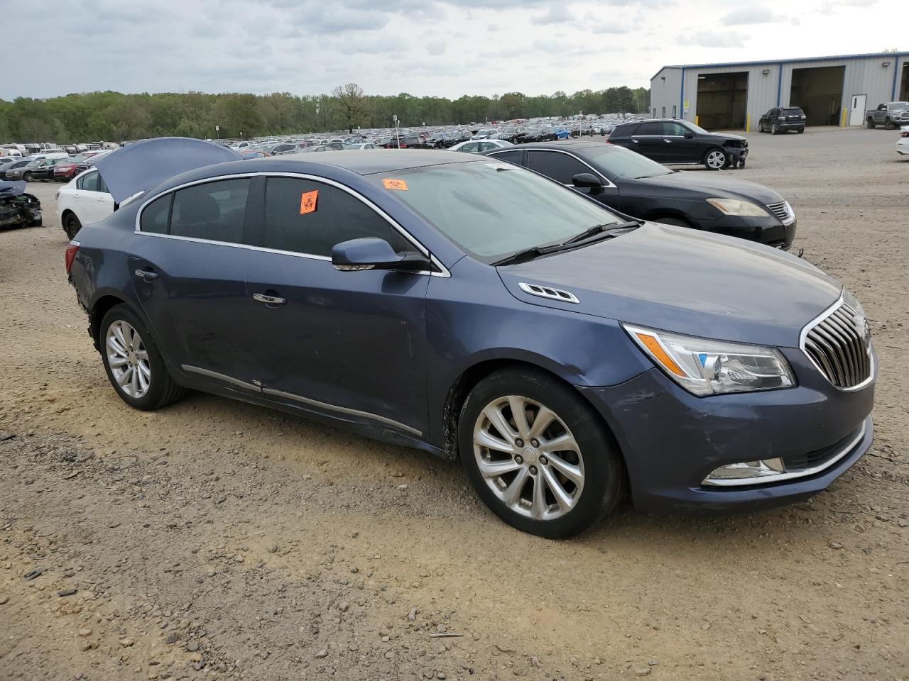 2015 Buick Lacrosse - Image 4