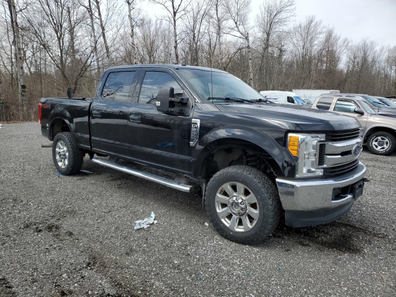 2017 Ford F250 Super Duty - Фото 4