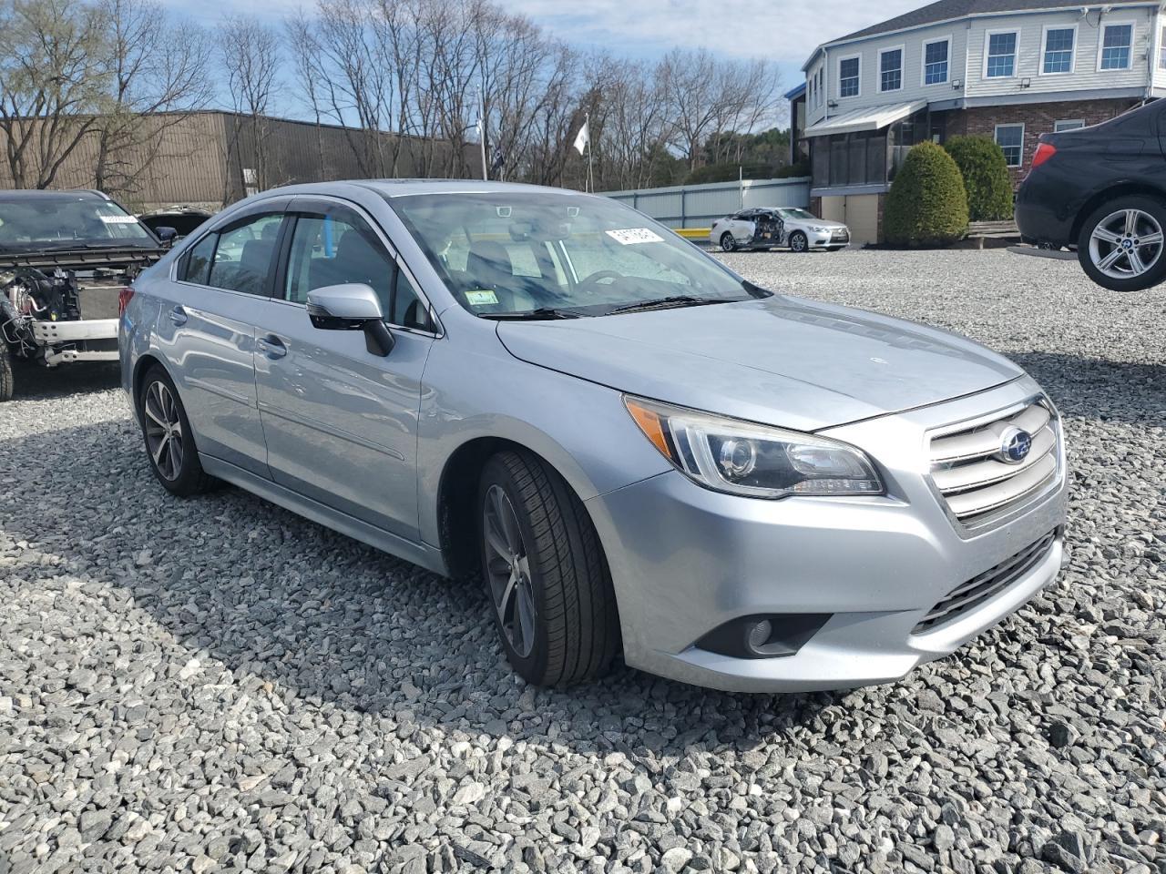 2017 Subaru Legacy 3.6R Limited - Image 4