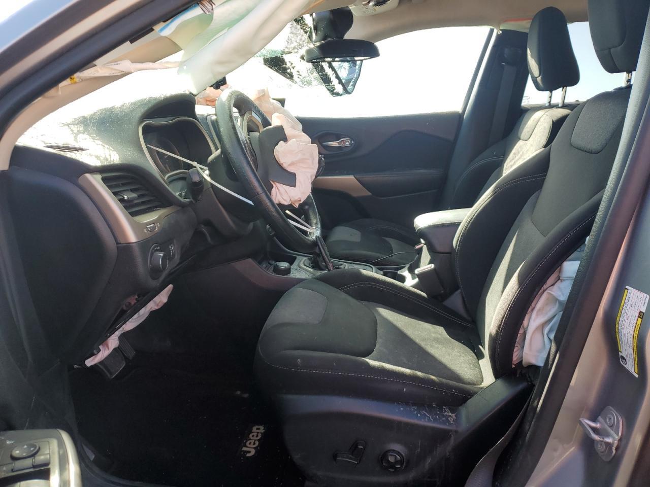 2017 Jeep Cherokee Sport - Фото 7