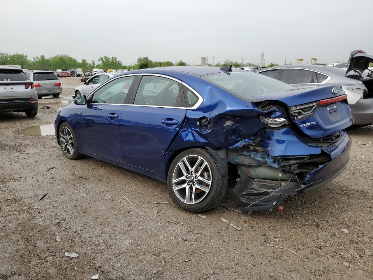 2021 Kia Forte Ex - Фото 2