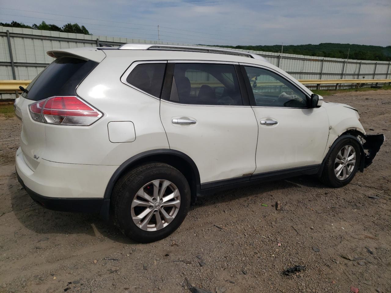 2016 Nissan Rogue S - Image 3