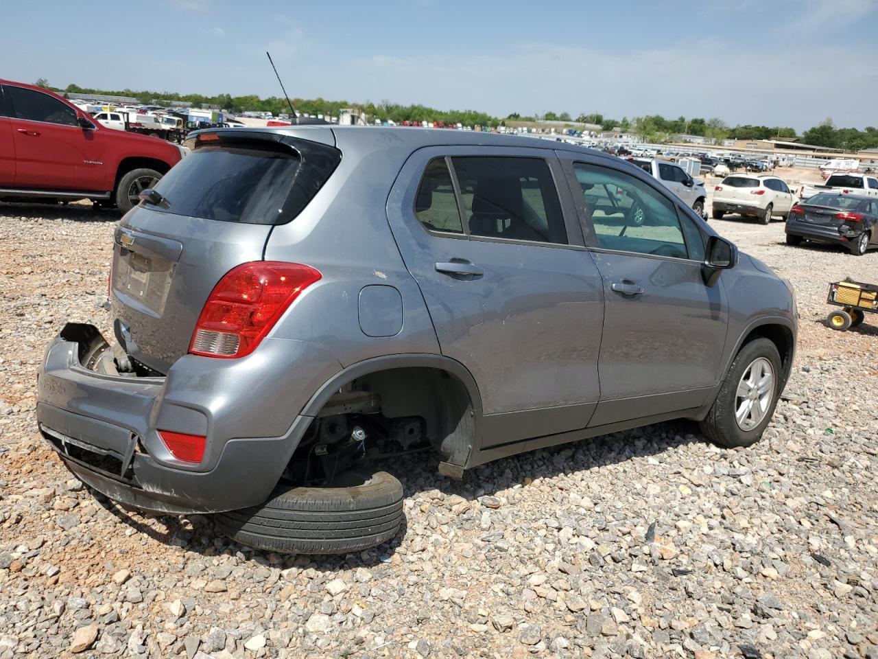 2020 Chevrolet Trax Ls - Фото 3