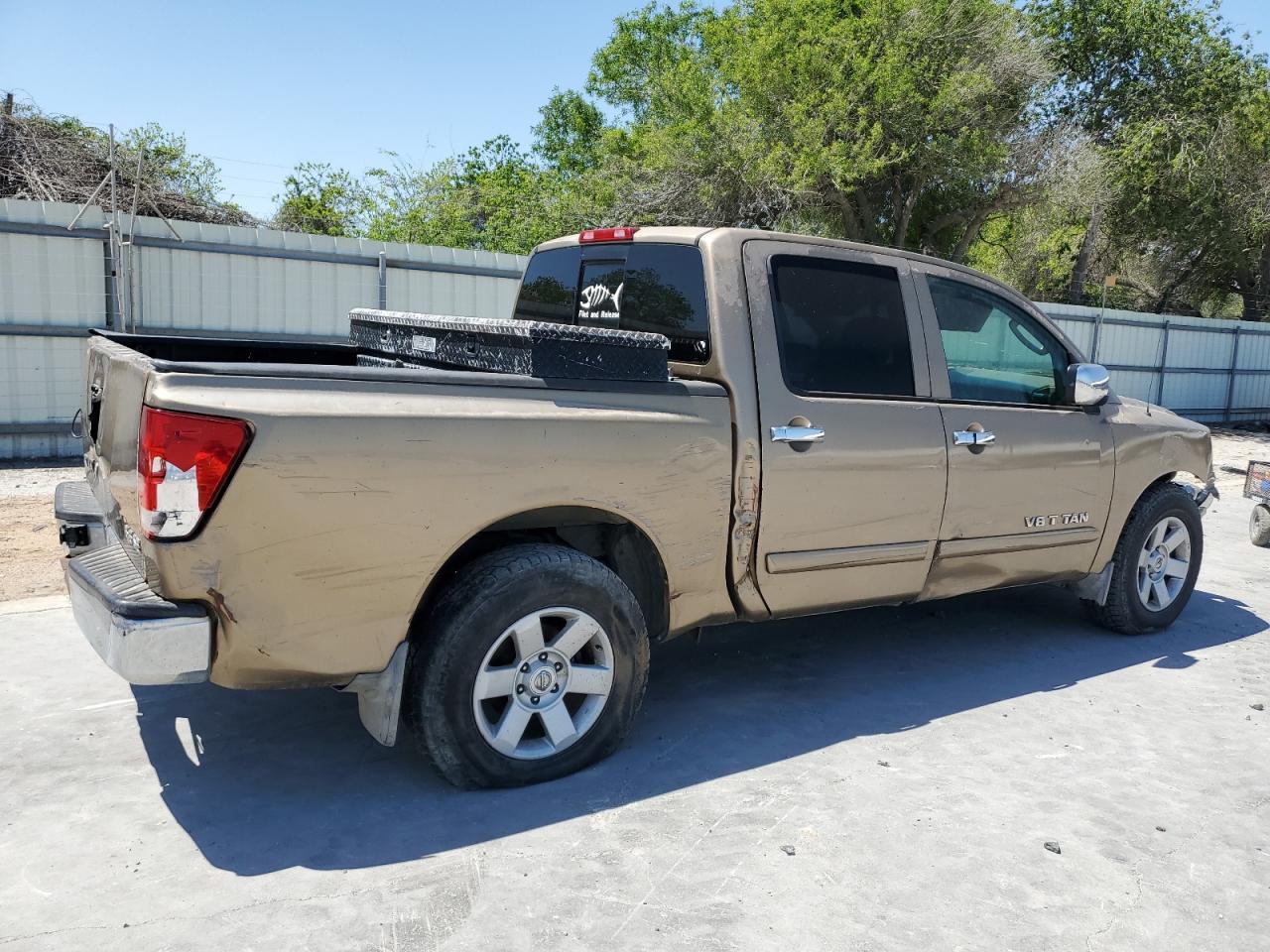 2004 Nissan Titan Xe - Фото 3