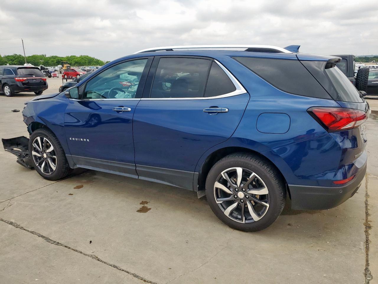 2022 Chevrolet Equinox Premier - Фото 2
